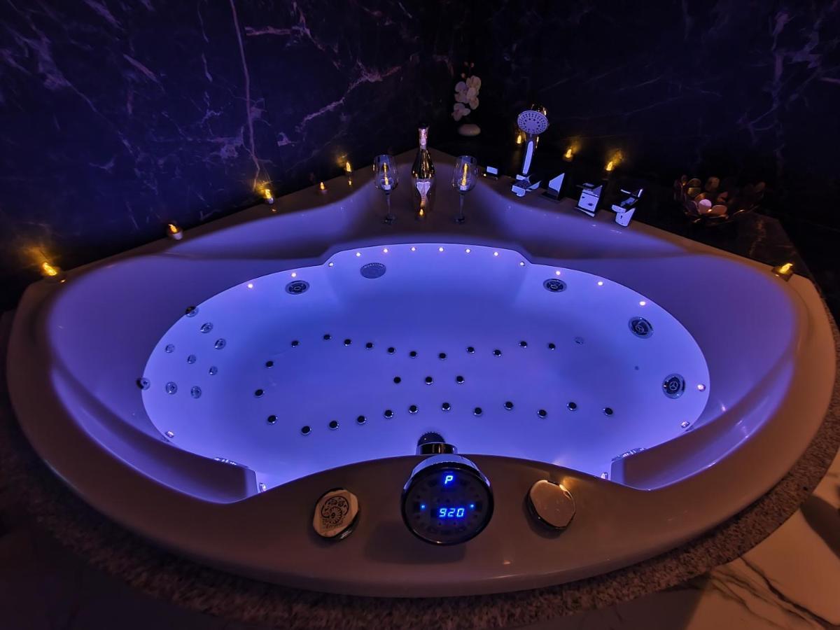 Apartament Z Jacuzzi Krakow Rynek Luaran gambar